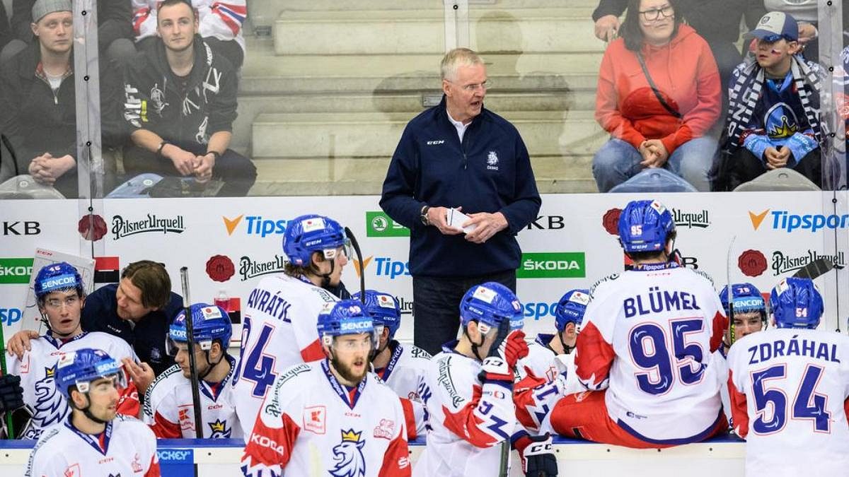 Reprezentace bez hráčů KHL