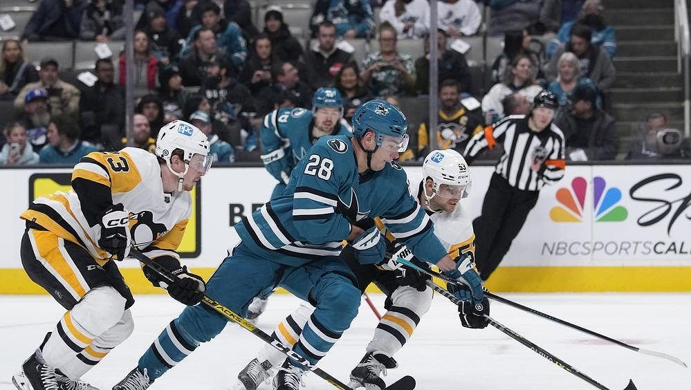 Útočník Meier vyměnil v NHL San Jose za New Jersey
