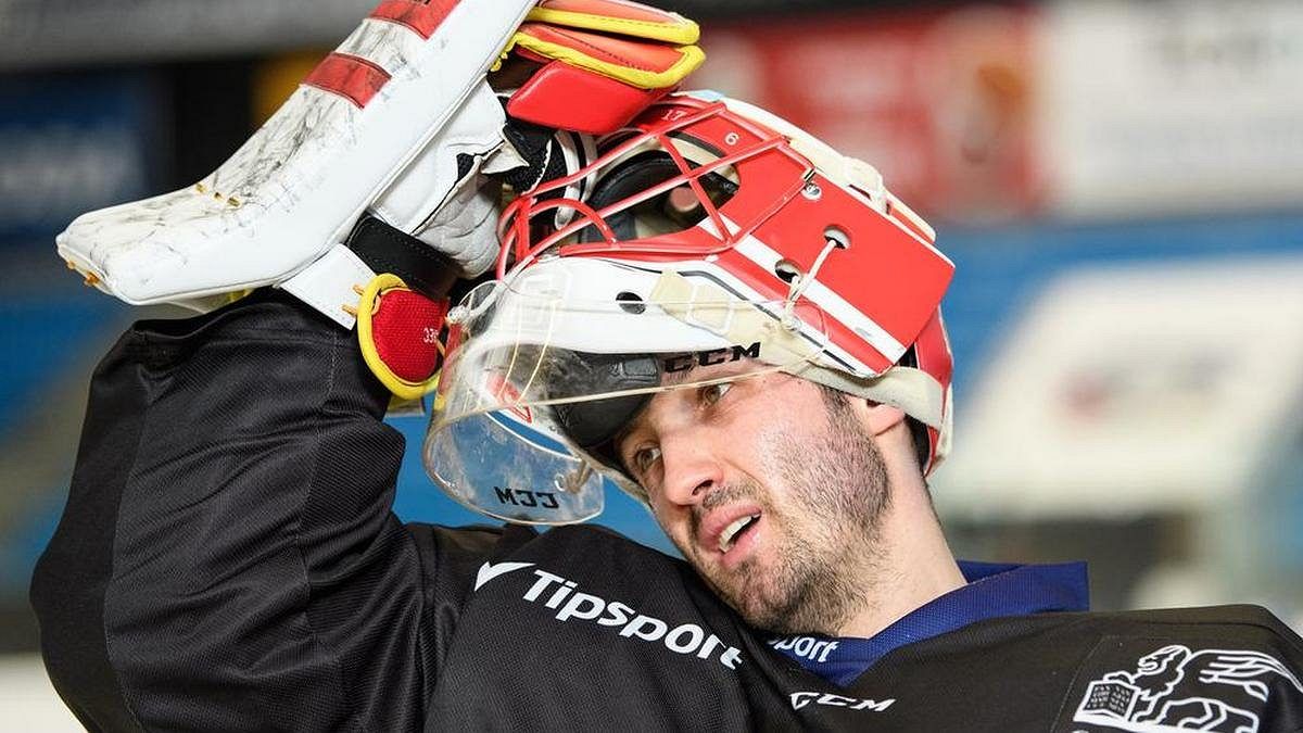 Přísný trest české hvězdy, skandál kanadského kouče, skvělé výkony Čechů. Švýcarská liga těží z pádu KHL