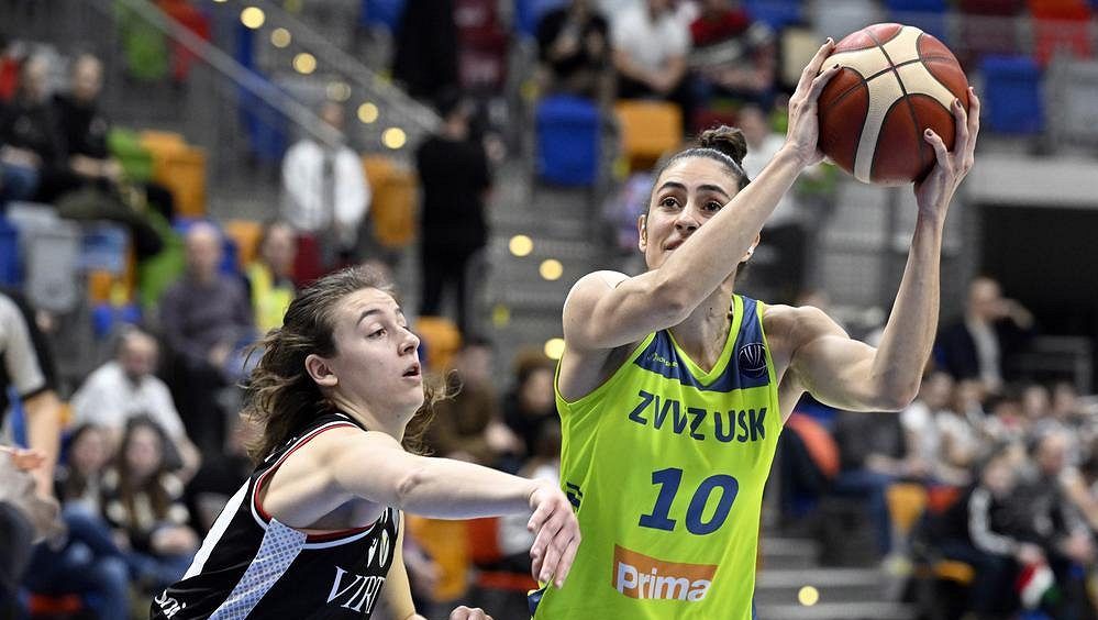 Basketbalistky USK na závěr základní části rozstřílely Slavii