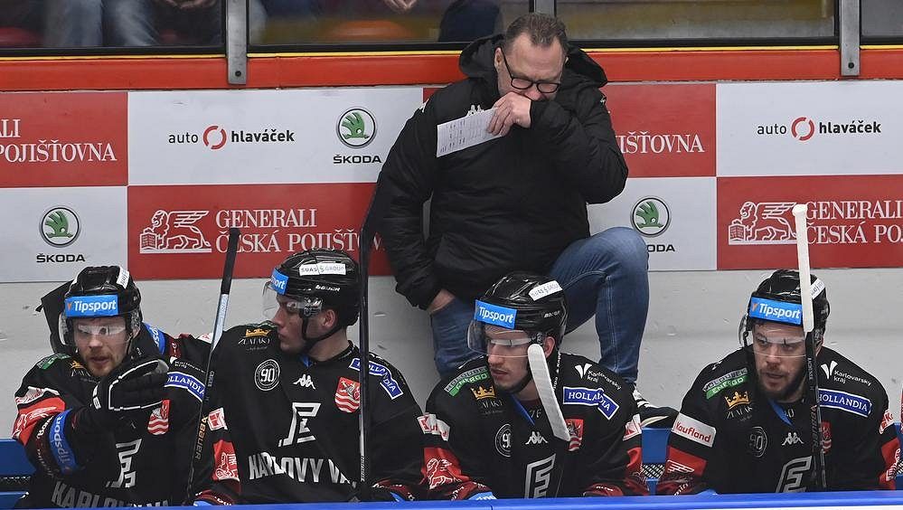 Rozhodl třetí zápas série, litoval kouč Varů
