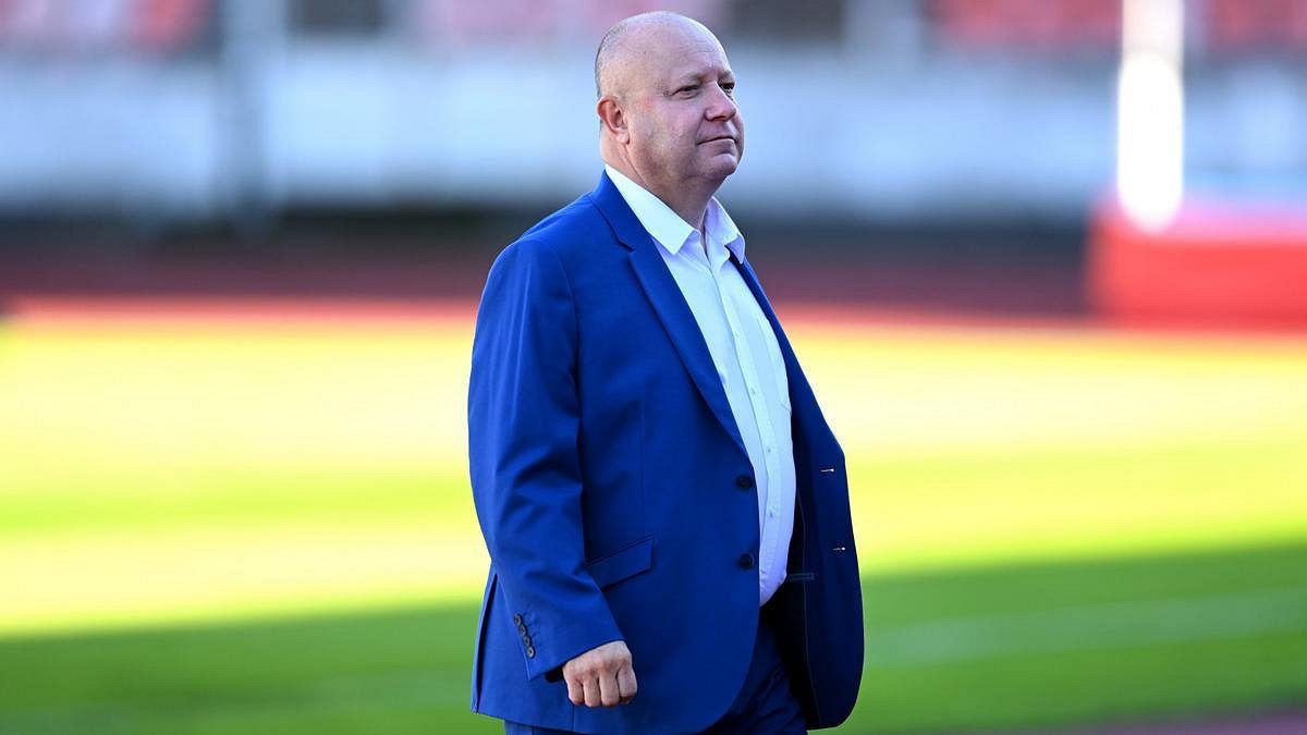 Fousek by si v Edenu přál West Ham a Fiorentinu. Nechtěl, aby Sparta se Slavií platily kalibrovanou čáru