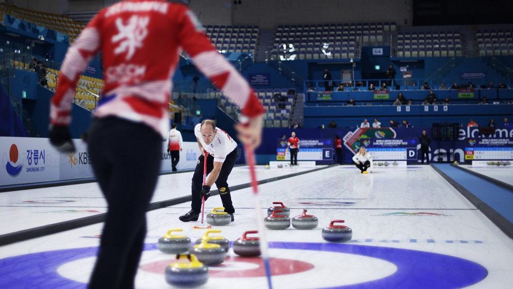 Curleři Paulovi budou hrát na MS smíšených dvojic o udržení