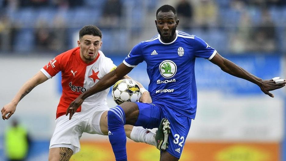 MR.  Boleslav – Slavia 1:1, de røde og hvite tapte poeng til Boleslav, vinnermålet ble vunnet av VAR