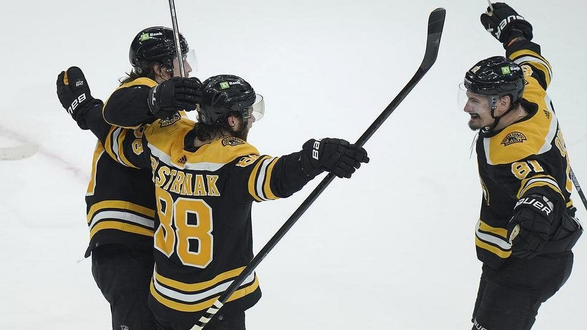 Pastrňák zařídil výhru Bostonu! Gólem v prodloužení sestřelil Toronto