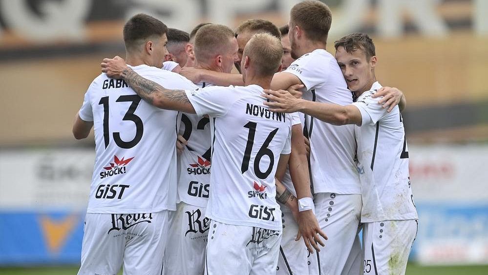 Červených je moc, ale máme své DNA. Ředitel Hradce o kartách, Koubkovi, hledání jeho nástupce i stadionu