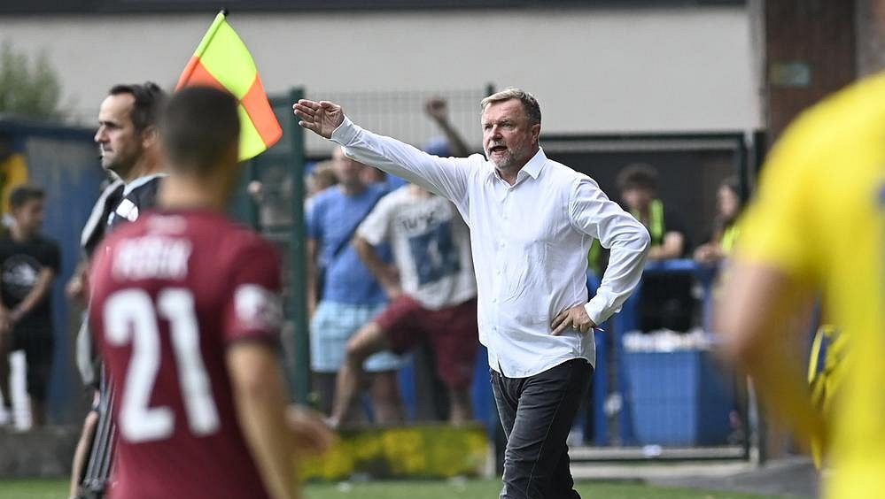 Derby se Slováckem musíme zvládnout i mentálně, věří trenér Zlína Vrba. S Petrželou si popovídá až po zápase