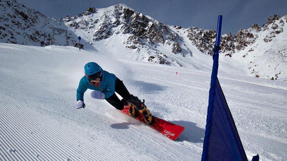 Snowboardistka Maděrová skončila čtvrtá v paralelním slalomu