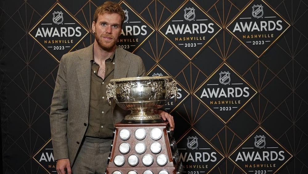 Galavečer NHL ovládl favorit. Ceny braly i hvězdy Bostonu, Pastrňák však na trofeje nedosáhl