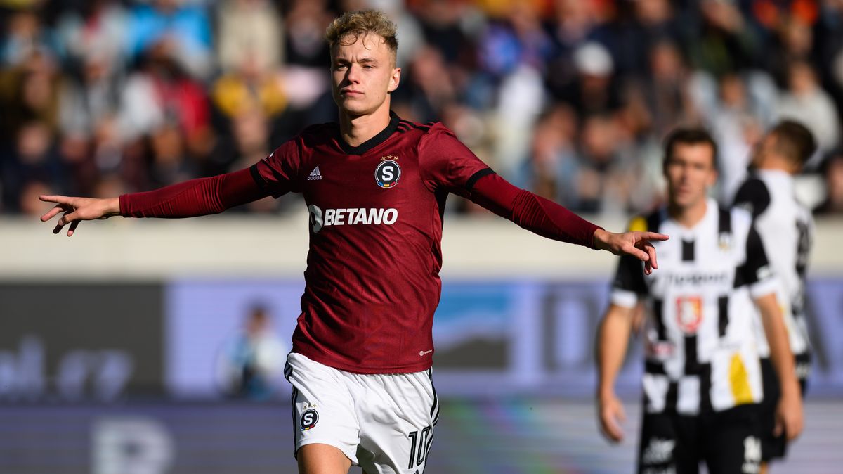 Karabec je nadstandardní hráč, ale bohužel je rybí krev, říká bývalý reprezentační trenér
