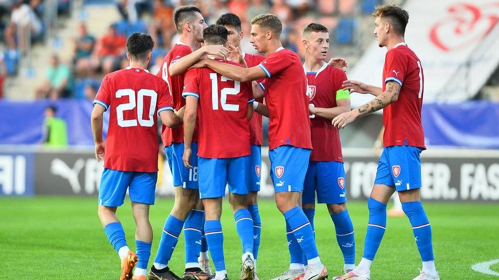 Lvíčata čeká klíčový duel o EURO proti Walesu