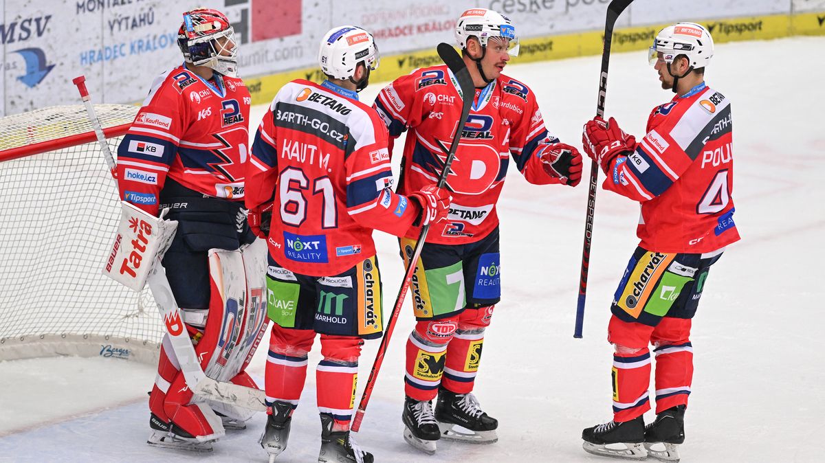 Kaut při opožděné premiéře slavil gól i výhru, vyléčený Bartošák v brance Hradec nespasil