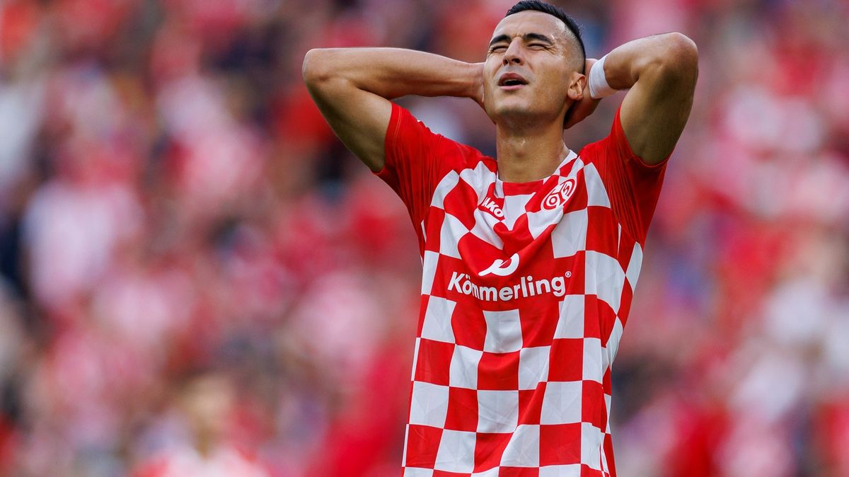Bundesligová Mohuč vyřadila hráče z kádru za příspěvek ke konfliktu v Gaze