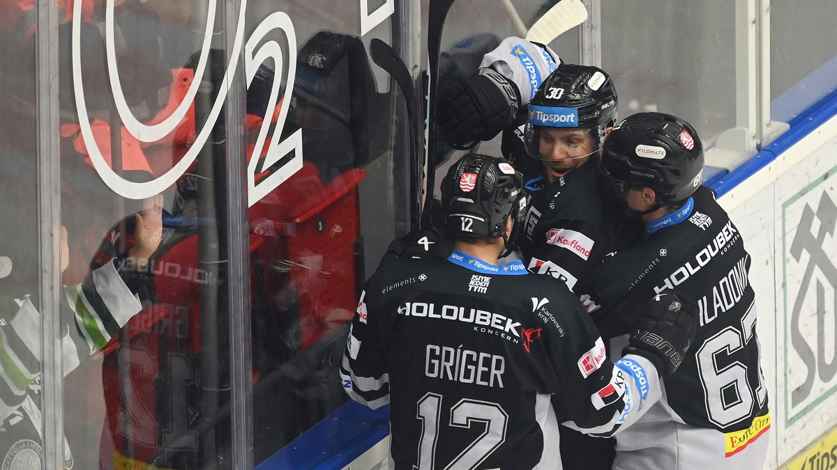 HOKEJ ONLINE: Video momenty z utkání Karlovy Vary - Olomouc