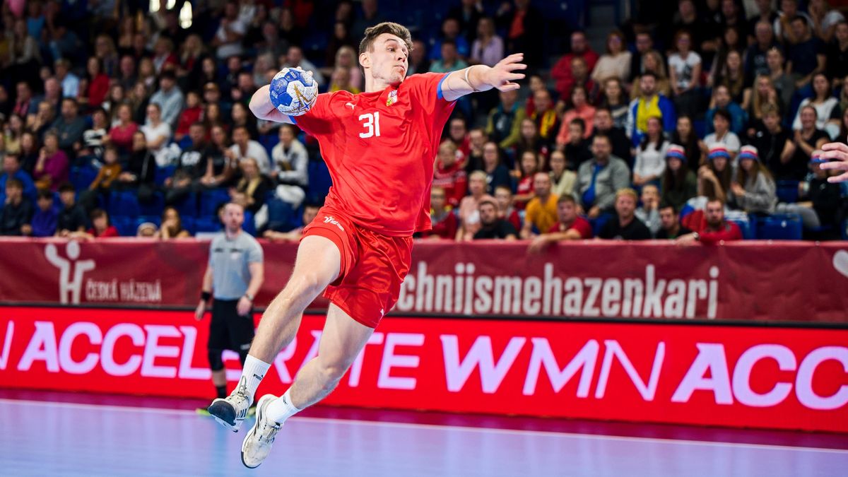 Role lídra? Prostě jen házím míč na bránu, směje se Klíma