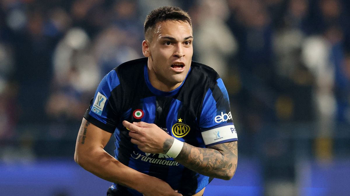 Inter zdolal gólem v závěru Neapol a poosmé vyhrál italský Superpohár