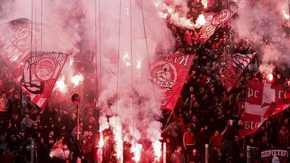 Rozhodčí v Řecku mají strach z fanoušků. Ohlásili stávku, o víkendu se nehraje