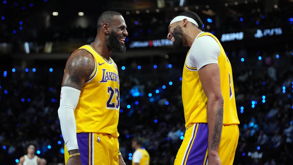 Davis s Jamesem dovedli basketbalisty Lakers k triumfu na NBA Cupu