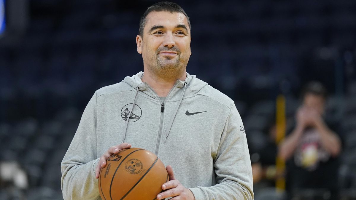 Basketbalisté Golden State nebudou po úmrtí asistenta hrát v NBA ani v pátek