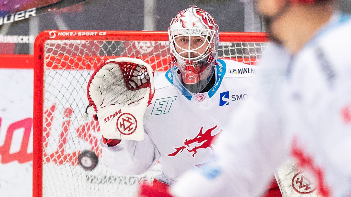 HOKEJ ONLINE: Sparta hraje v Třinci. Pardubice hostí Kladno