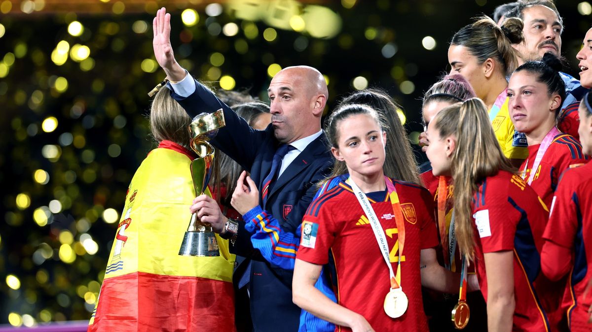 Španělská vláda převzala kontrolu nad fotbalovým svazem