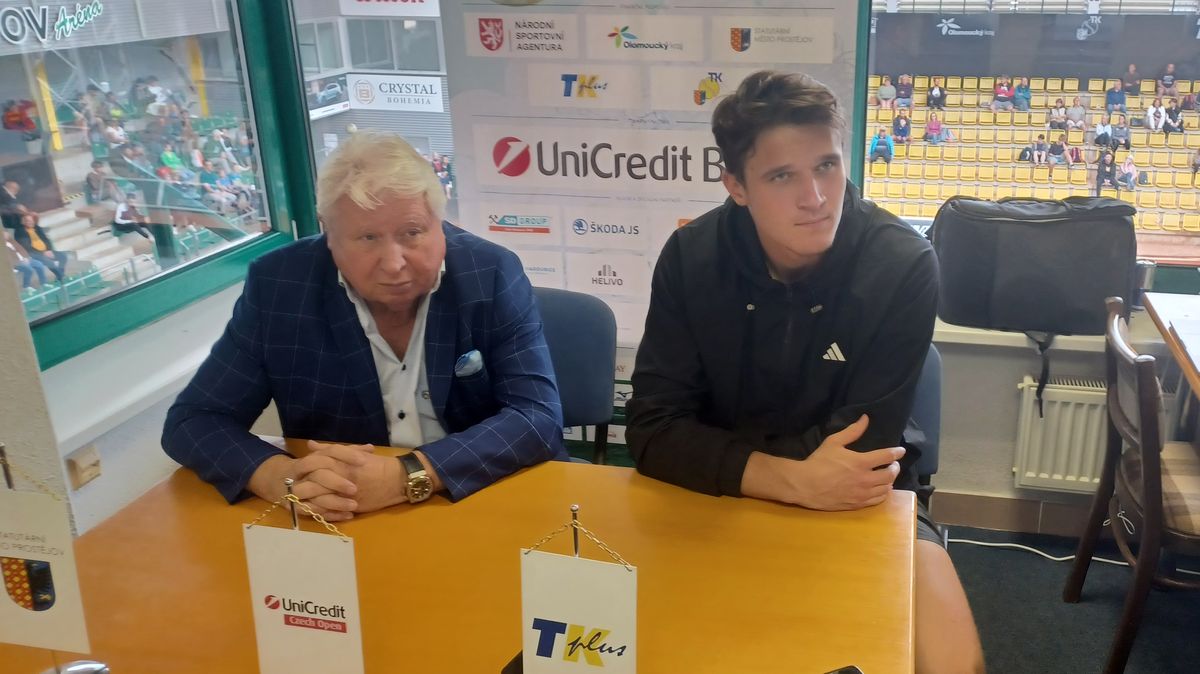 Talentovaný tenista se úspěšně zotavuje ze zranění. Všechno jde správným směrem. Jsem rád, že mám papíry na hlavu, a těším se na Wimbledon, říká Menšík