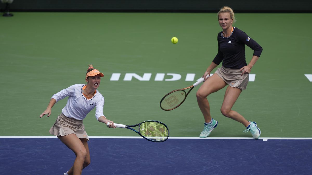 Tenistka Siniaková deblový titul v Indian Wells po boku Hunterové neobhájila