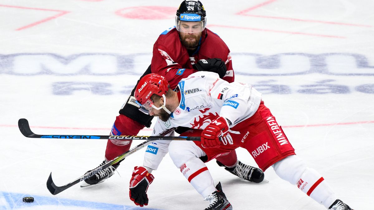 Sparta v úzkých, Třinec však řeší velký problém. Rameno v .…, hlásila hvězda Ocelářů. Dohrála?