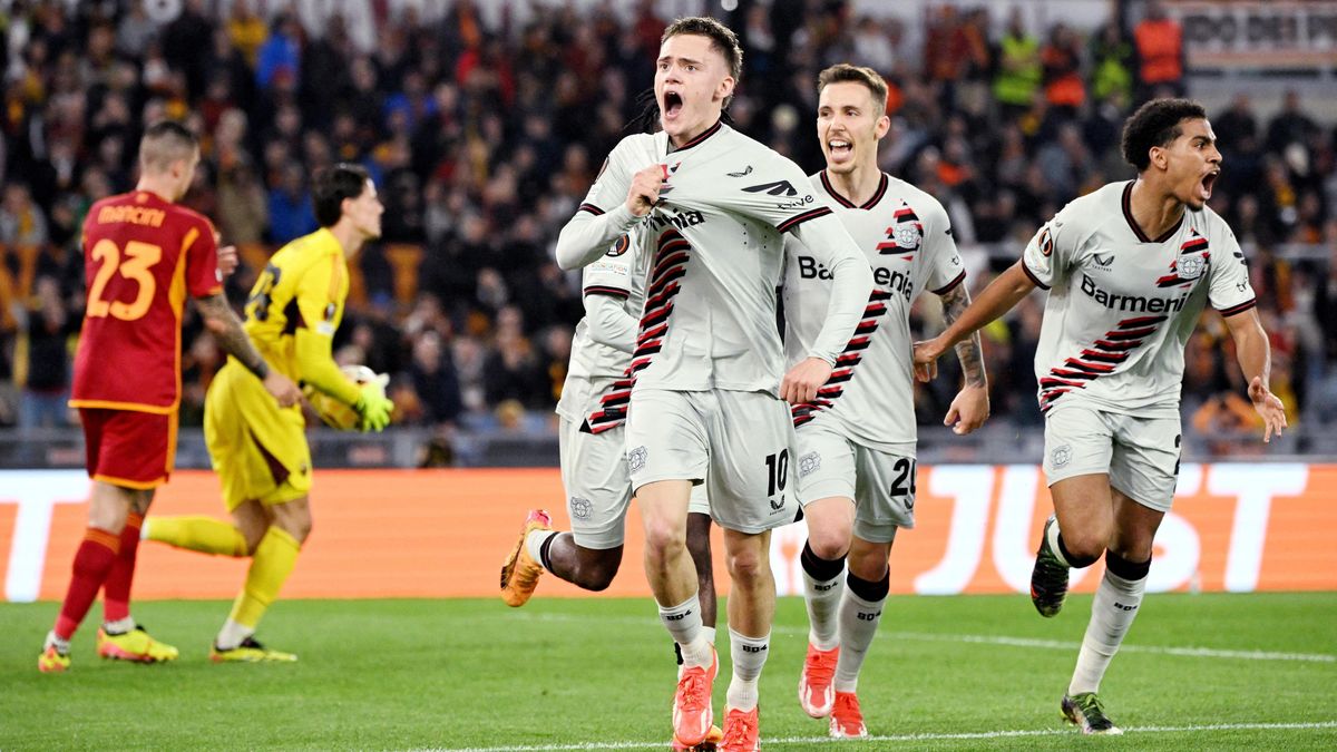 Nádherný gól a posun Kováře do čela statistik. Leverkusen se blíží další trofeji