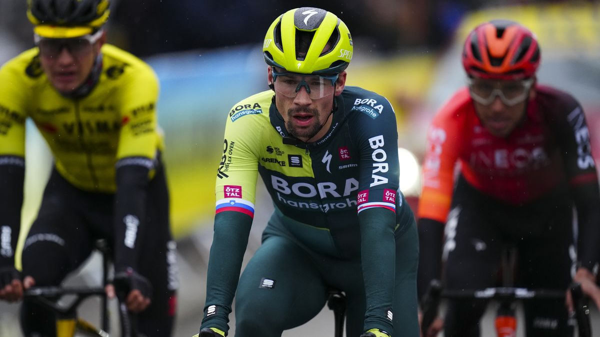 Roglič navzdory krizi v poslední etapě vyhrál podruhé Critérium du Dauphiné