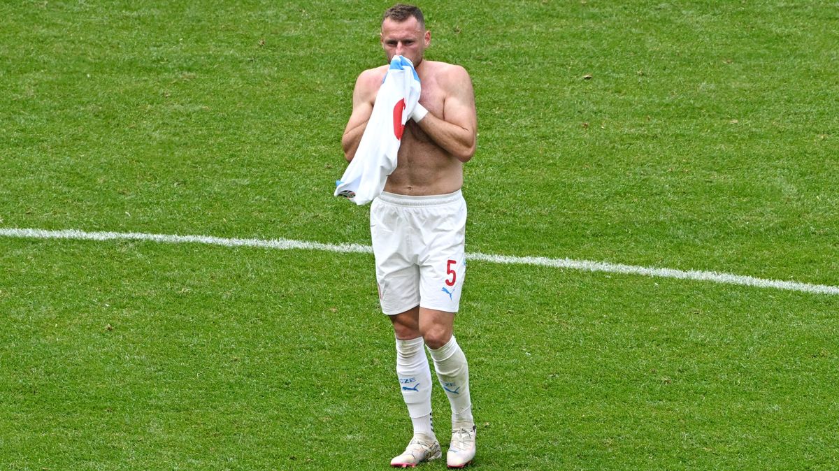 Rohlíky od praporku přímo na hlavu. Češi našli nového exekutora rohů