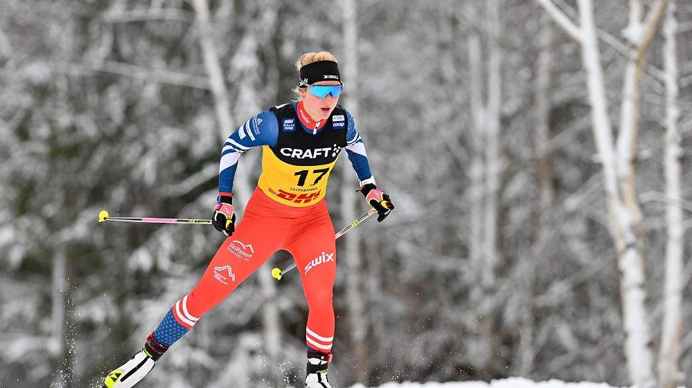 Závod lyžařek na 15 km opanovala Digginsová. Janatová skončila ve třetí desítce