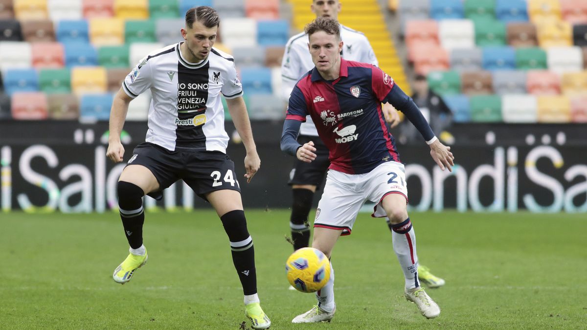Jankto pomohl fotbalistům Cagliari k remíze s obhájci titulu