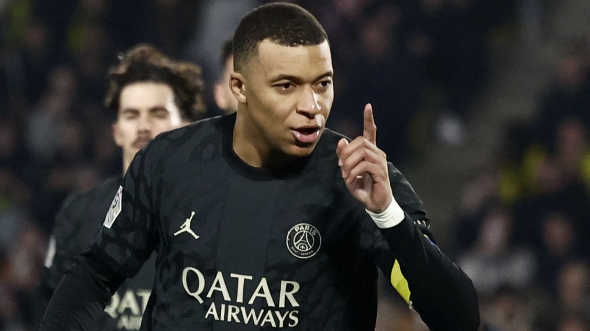 PSG porazil Nantes, David hattrickem zařídil výhru Lille