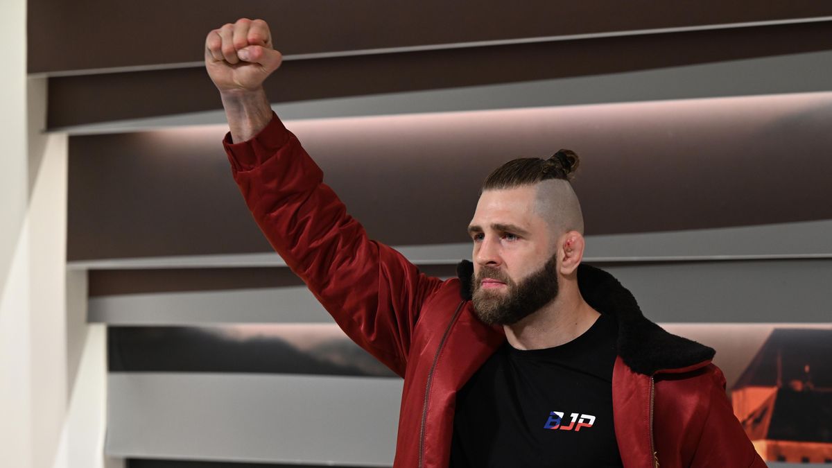 Sjíždějí se hvězdy UFC, Procházka poprvé uvidí soupeře. Tlak necítíme, říká tým