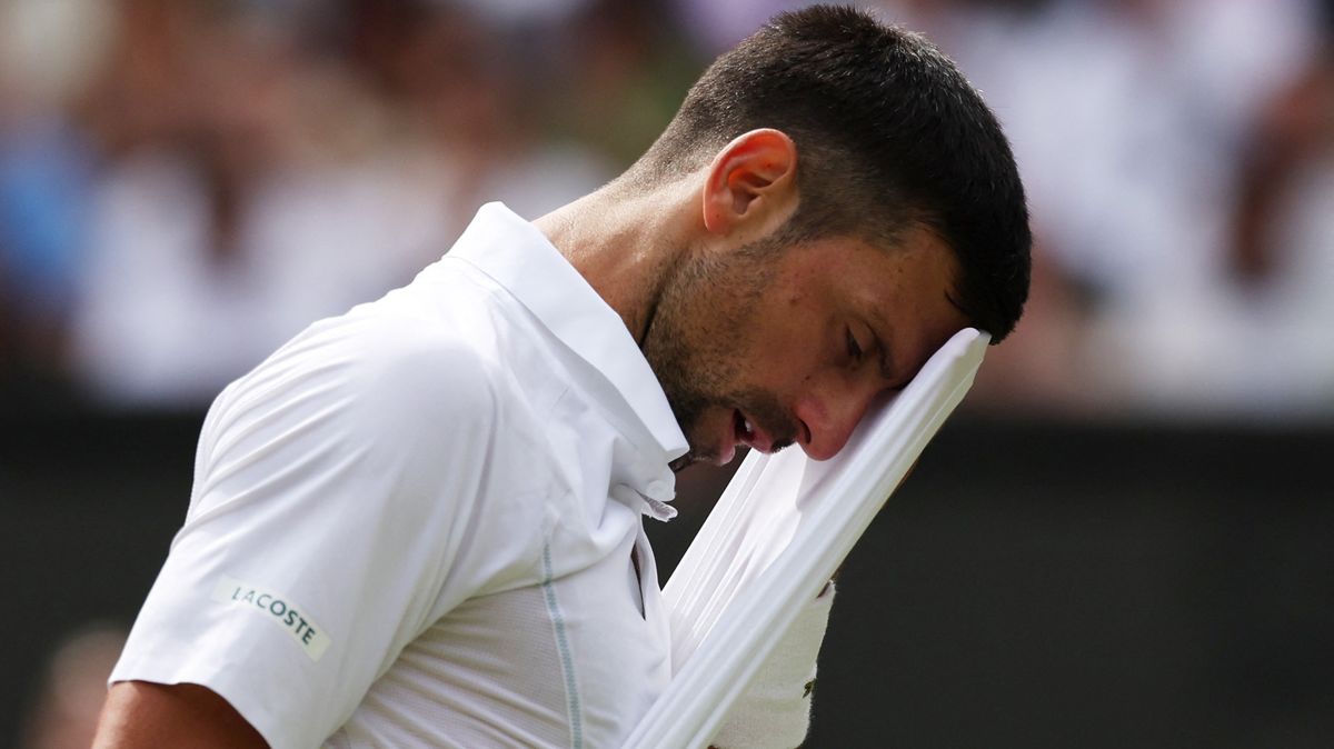 Djokovič spáchal tenisovou sebevraždu, Nadal kritizuje srbskou superstar