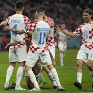 Chorvatsko oslavuje druhou branku proti Kanadě.