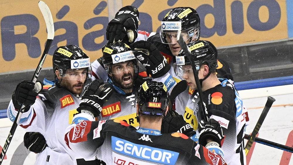 HOKEJ ONLINE: Sparta se může posunout na druhé místo tabulky