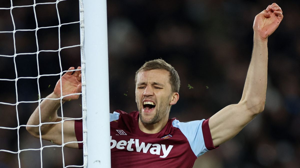 West Ham se Součkem a Coufalem slaví. Letos poprvé vyhrál