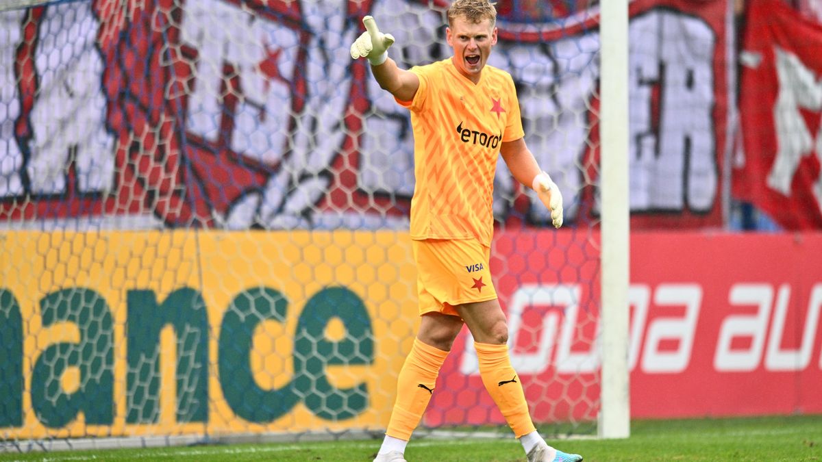 Slavia je dál neprůstřelná. Od toho tam jsem, abych tým podržel, říká Kinský