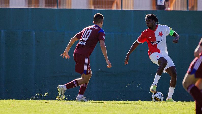 Někdy jdou i za hranu rizika, říká Frýdek o soupeři Slavie