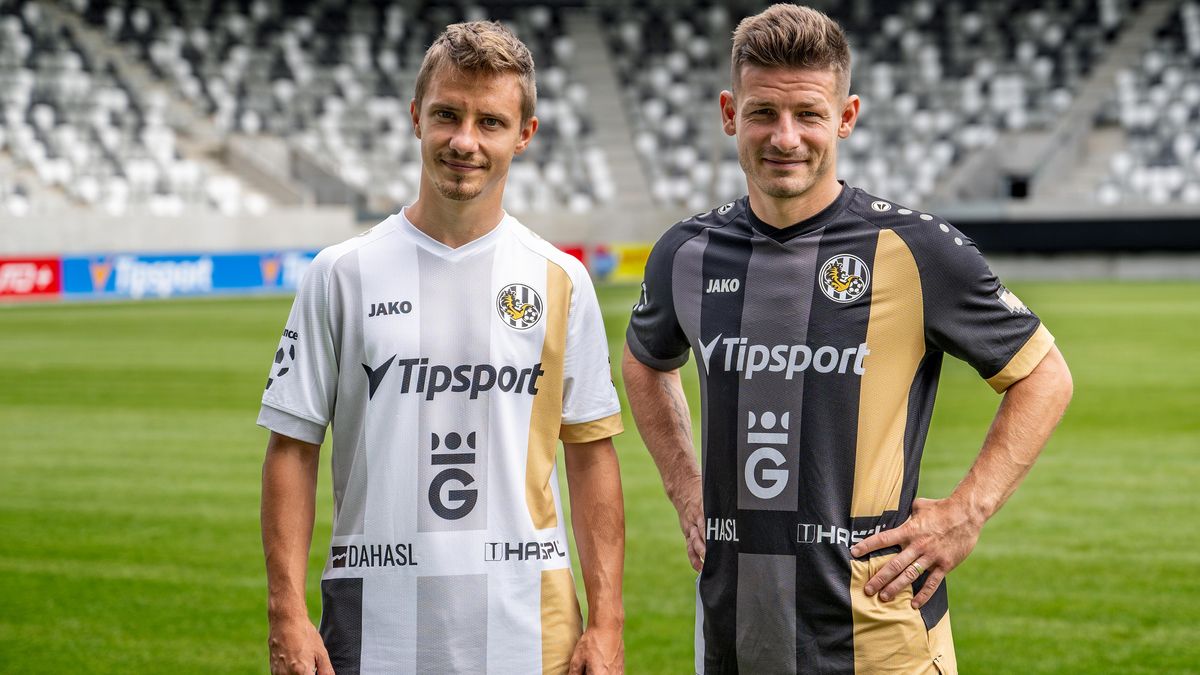 Hradec se netají pohárovými ambicemi. Nejsem z toho usraný. Musíme mít ale pokoru, říkal sportovní ředitel
