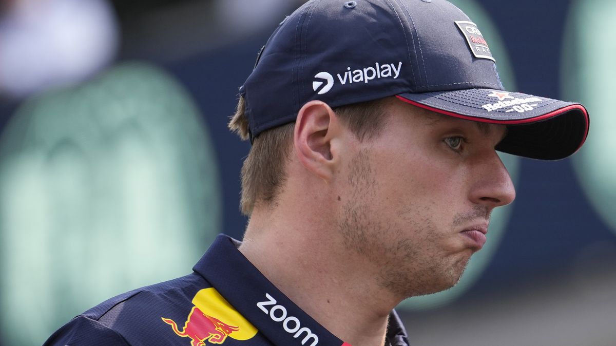 Z dominantního vozu je neovladatelné monstrum, nadává Verstappen