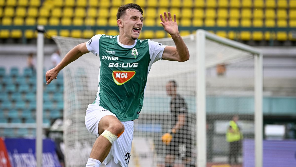 Obrany svléká dohol(l)a. Jablonecký vzestup řídí nečekaný střelec