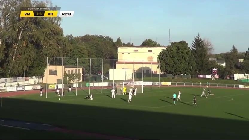 Šílené penalty v divizi. Zvláštní, diví se exligový hráč a nyní kouč Klapka
