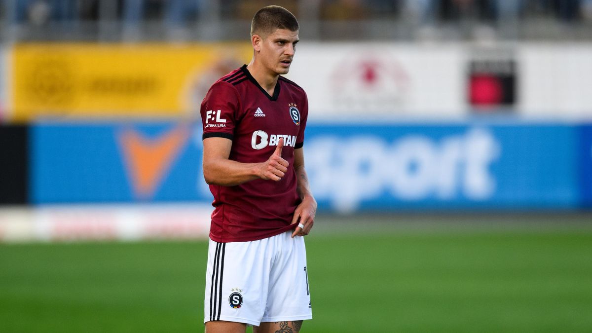 Obránce Mejdr odchází ze Sparty do třetiligového Rostocku