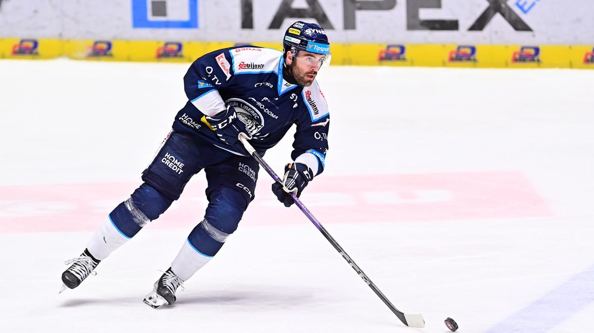 Obránce Liberce jde do KHL. Chce si vydělat peníze, uvedl Pešán