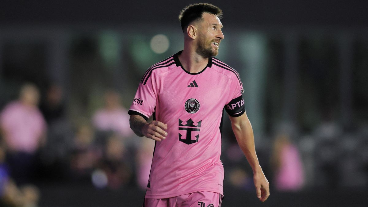 Startuje MLS, v hlavní roli Messi. Pokřtil loď, naštval Hongkong a soupeři ho objímali