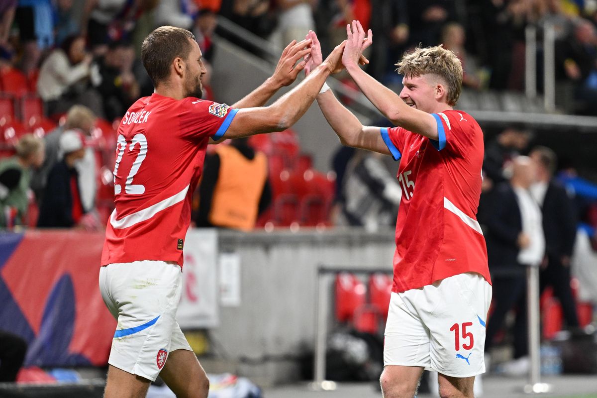 Tomáš Souček and Pavel Šulc celebrate a goal