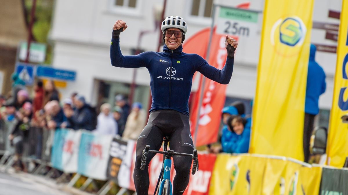 Průlomová sezona vyvrcholí na mistrovství světa. Český cyklista chce pak přesvědčit ve španělském angažmá